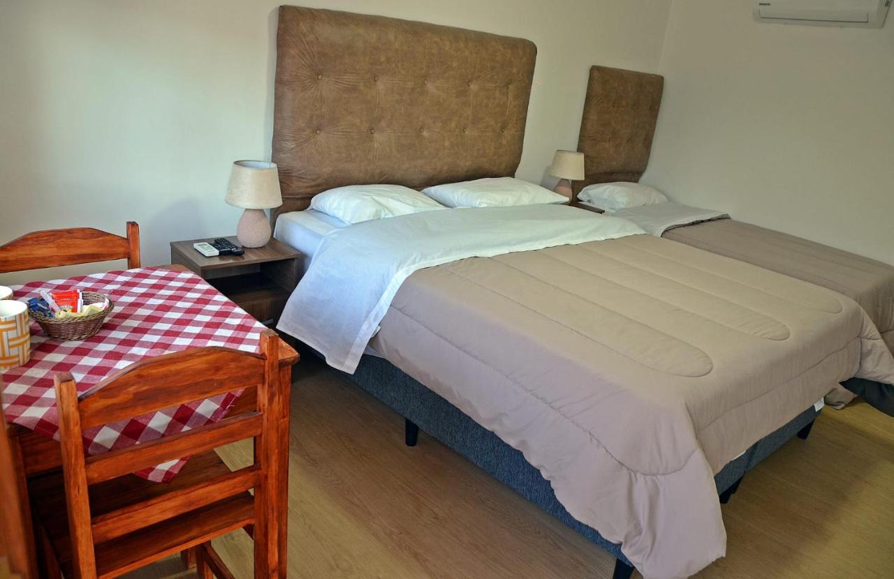 Trinidad Inn Flores Eksteriør billede
